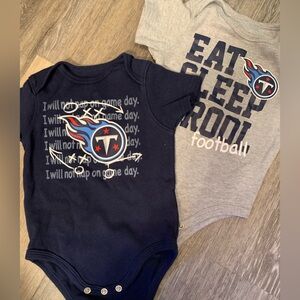 Tennessee Titans Baby Onesies Set